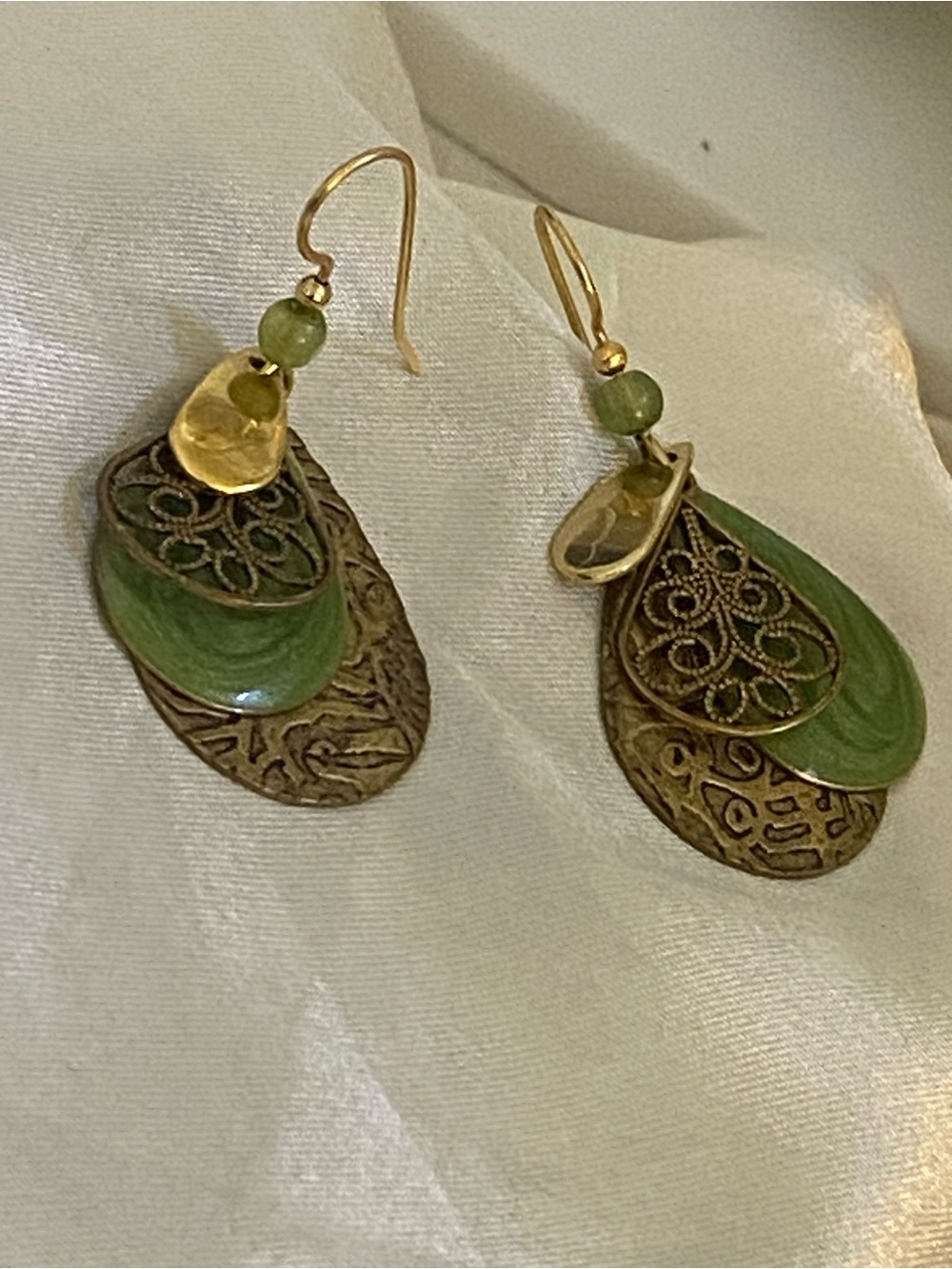 Vintage Layered Green Teardrop  Filigree Mixed Metal Dangles Earrings